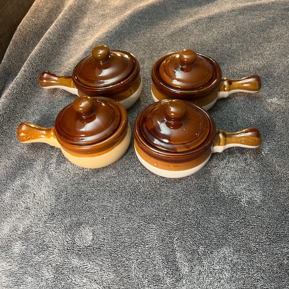 Vintage Set of 4 Brown Glazed Stoneware Soup Crocks with Lids and Handles - Picture 2 of 8